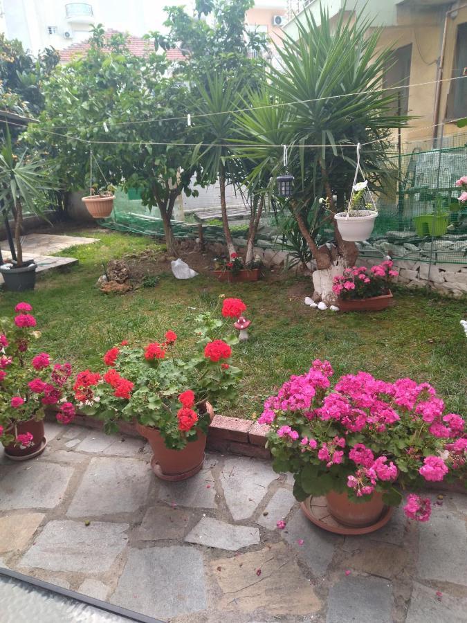 ホテル Sofis Garden カヴァラ エクステリア 写真