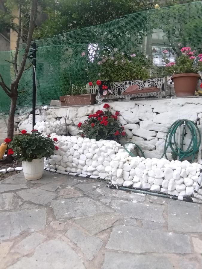 ホテル Sofis Garden カヴァラ エクステリア 写真